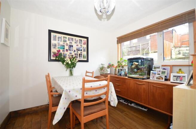 Kitchen/Dining Area