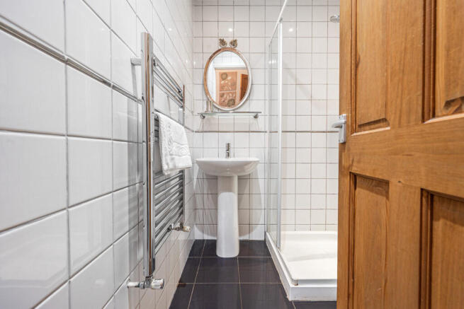 Ensuite Shower Ro...