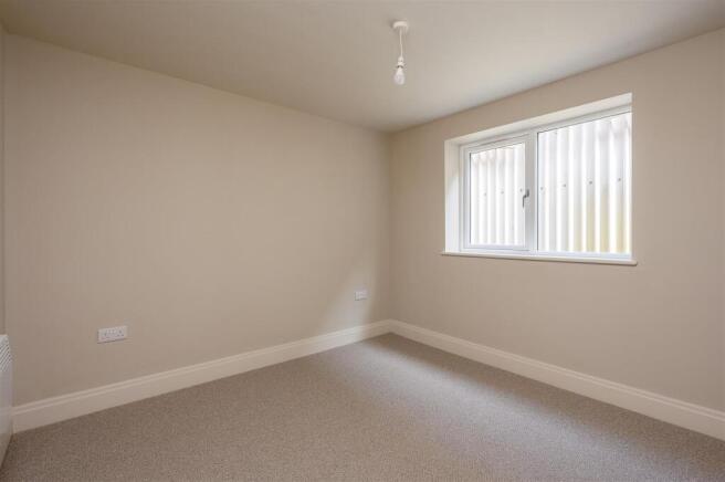 2 bed Apartment for sale Image 9