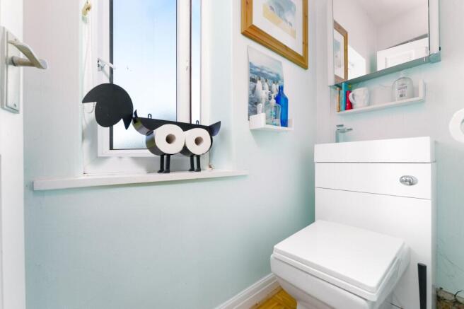 3 bed Semi-Detached for sale Image 8