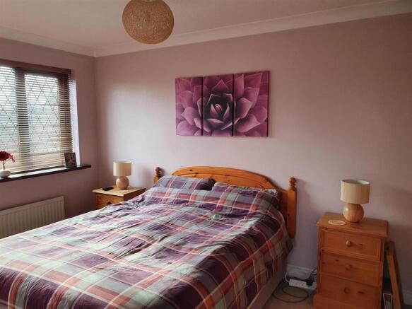 3 bed Detached for sale Image 6