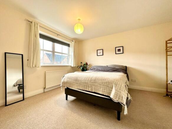 3 bed End of Terrace to rent Image 6