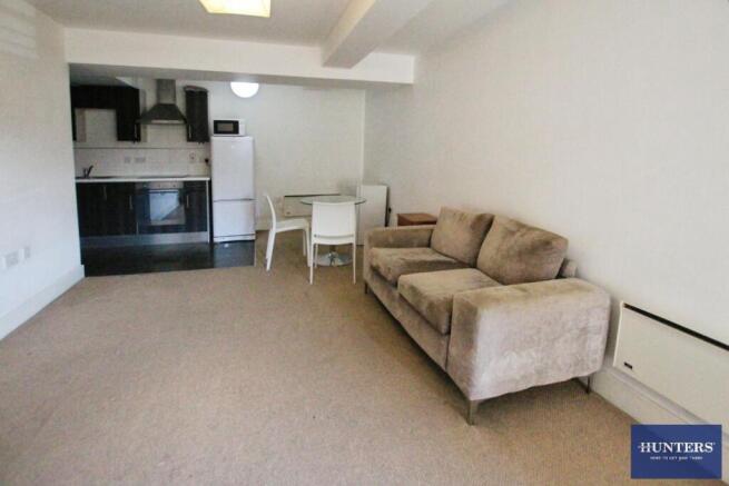 1 bed Apartment to rent Image 4