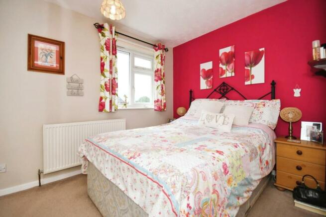 BEDROOM 2.jpg