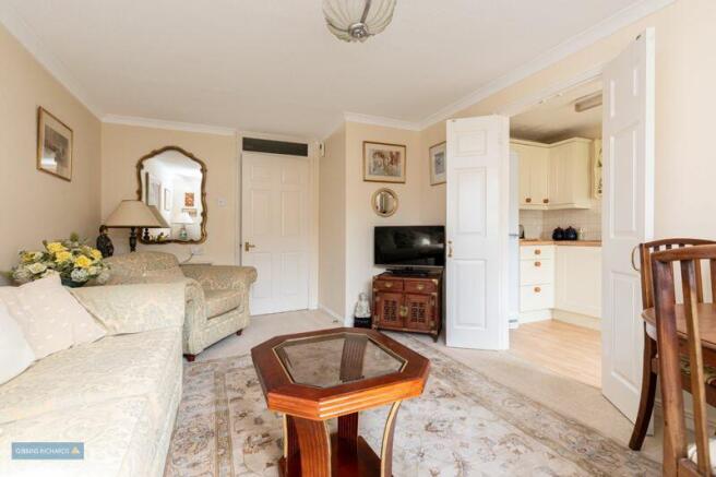 Sitting/Dining Room