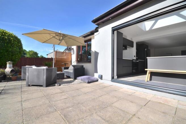 Rear patio aspect.JPG