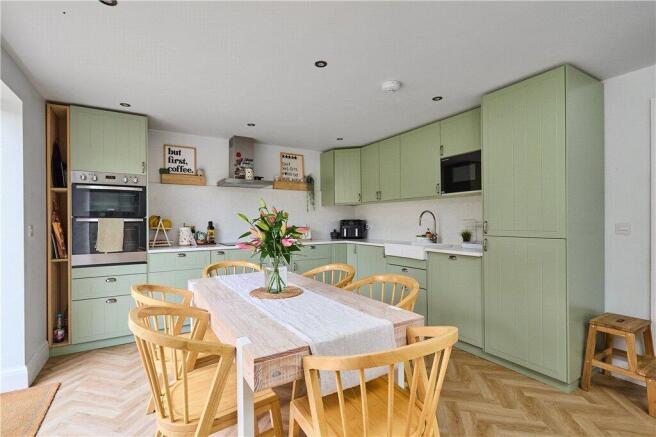 4 bed End of Terrace for sale Image 4