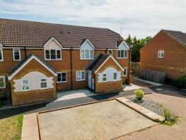 32, Avocet Way, Watermead, Aylesbury HP19 0WR