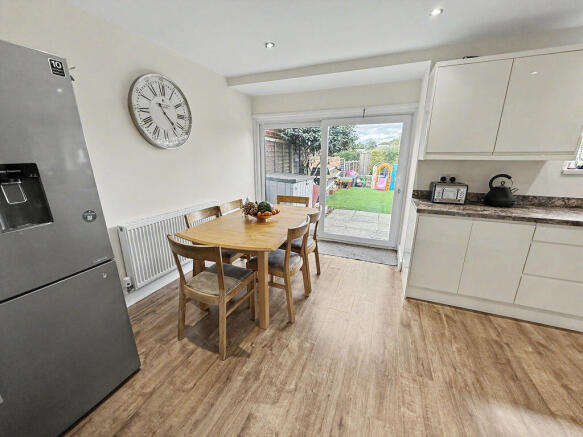 Stokesay Avenue, Heath Farm, Shrewsbury, Shropshire, SY1 3EU photo 4