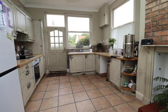 3 bed Detached for sale Image 5