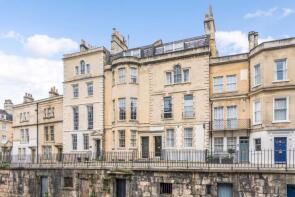 Flat 2, 15, Vineyards, Walcot, Bath BA1 5NA