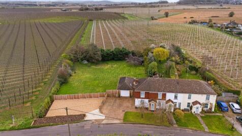 Robinsons Cottages, Green Farm Lane, Shorne, Gravesend, Kent, DA12