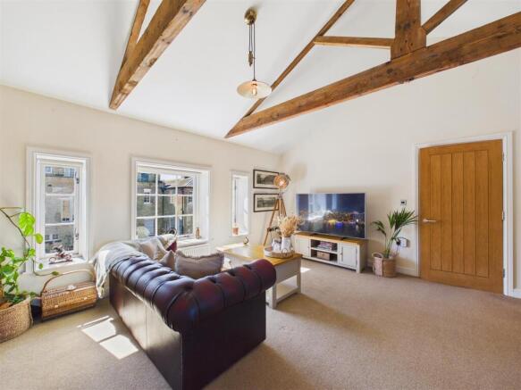 2 bed Apartment for sale Image 6
