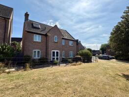 9, Meadow Place, Matlock DE4 3SE