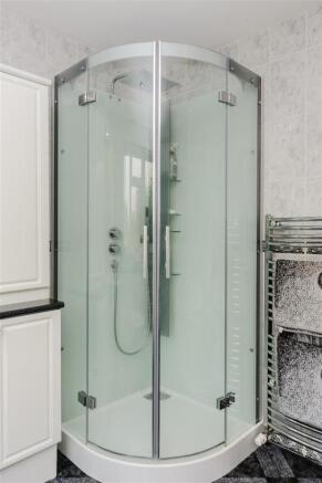 8270388-interior19.j