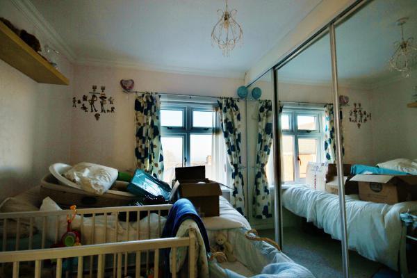 Bedroom 2 (Double)