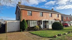 1, Heathfield Close, Bembridge PO35 5UG