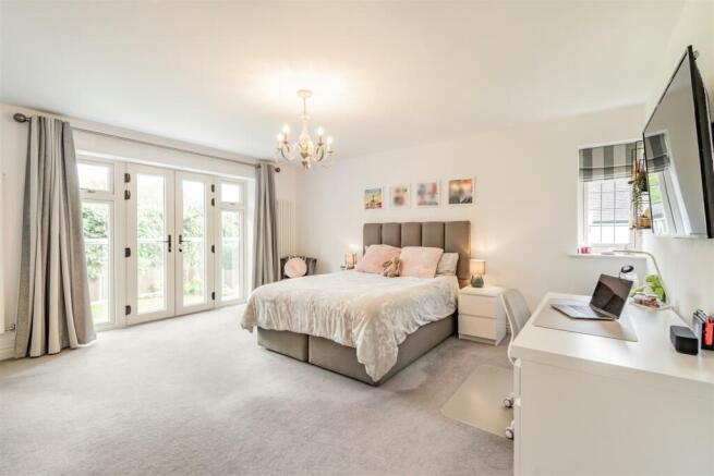 8551050-interior14.jpg
