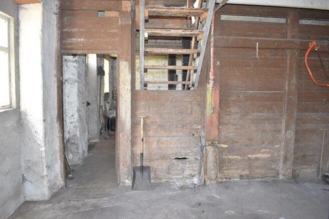 outhouse/workshop