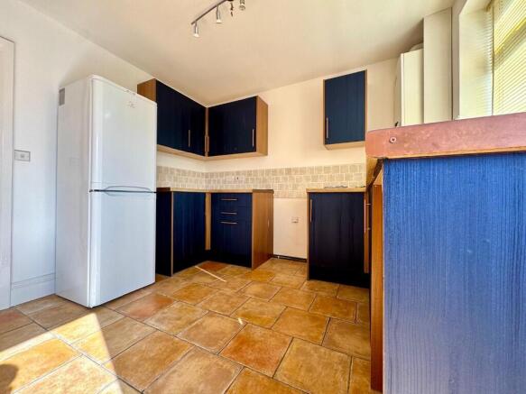 2 bed Terraced for sale Image 8