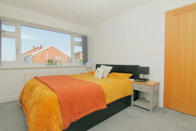 3 bed Town House for sale Image 6