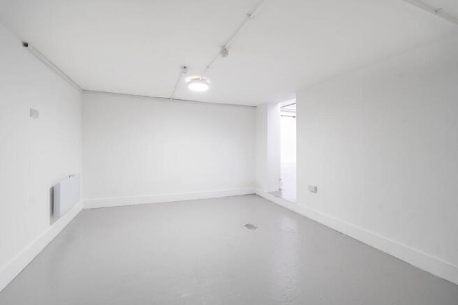 IW-260124-CA-197-U 21.jpg