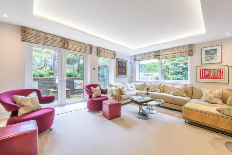 Vineries Bank, Mill Hill Conservation, London, NW7
