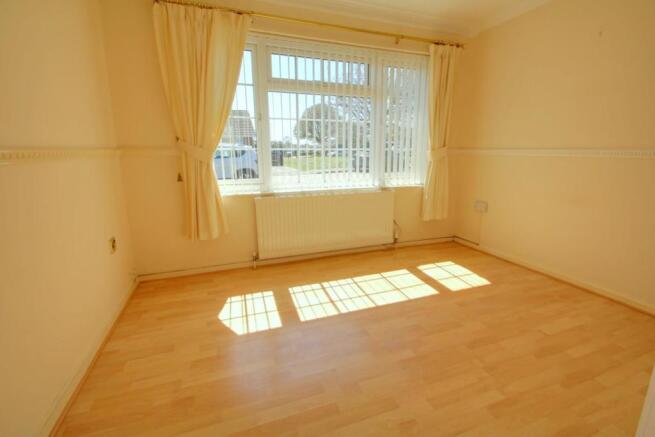 BEDROOM 2: