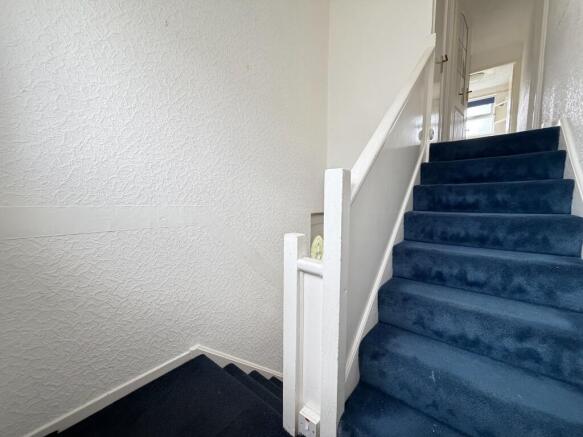 3 bed Flat for sale Image 10