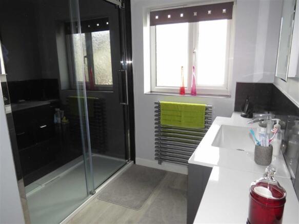 En-suite shower room