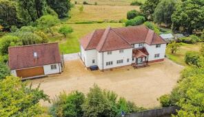 Pilcot Hill, Pilcot Road, Crookham Village, Fleet GU51 5SP