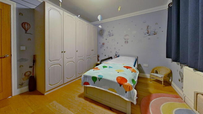 Photo 32