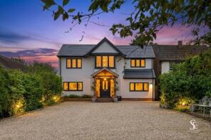 Eliash, Goring Road, Woodcote, Reading RG8 0QE