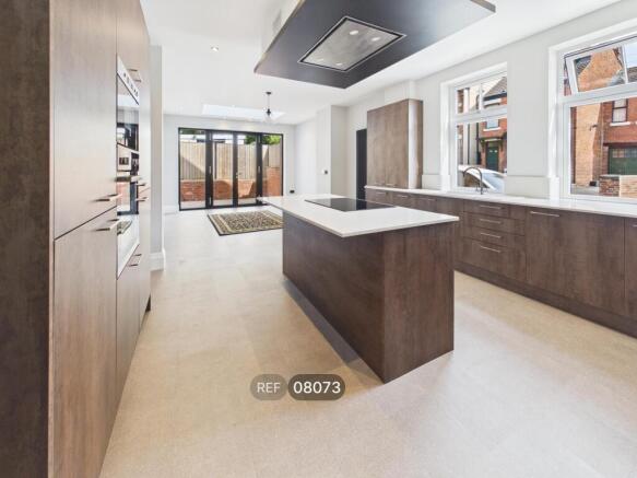 3 bed Detached to rent Image 7