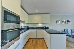 33, 19 Conningham Court, Dowding Drive, London SE9 6AY