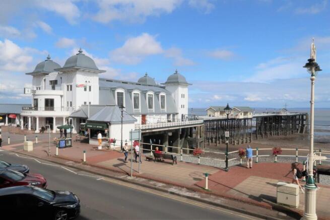 Penarth Pier.jpg