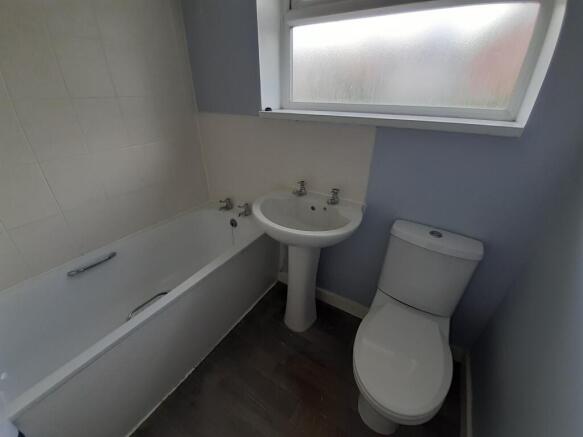 3 bed Semi-Detached for sale Image 11