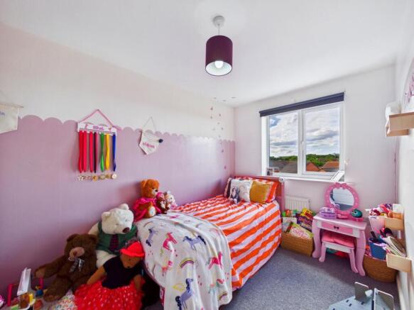 2 bed Semi-Detached for sale Image 9