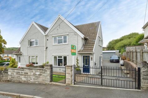 Allt-Y-Cham Drive, Pontardawe, Swansea