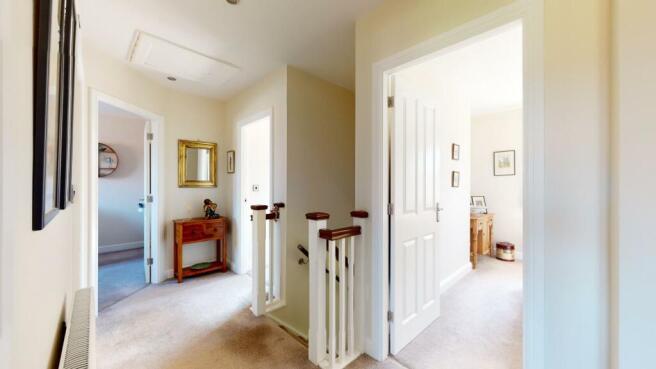FIRST FLOOR LANDING