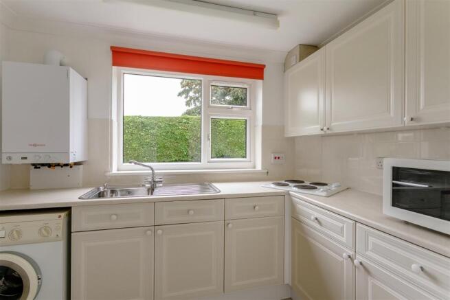 8344705-interior17.jpg