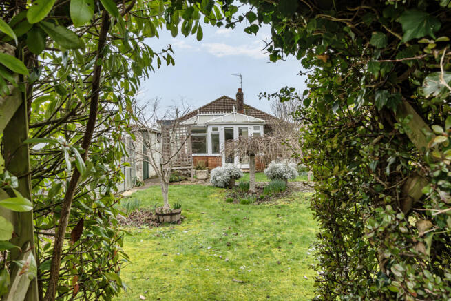 141135821698b428d7dc97