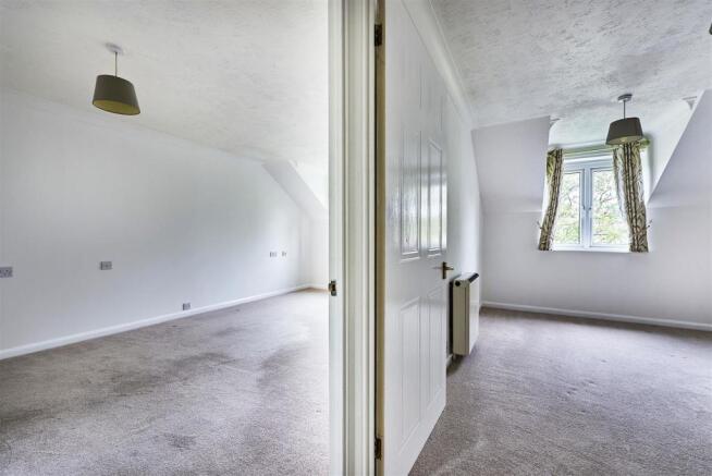 hallway 2.jpg
