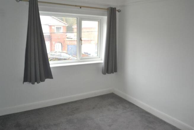 Front Bedroom.JPG