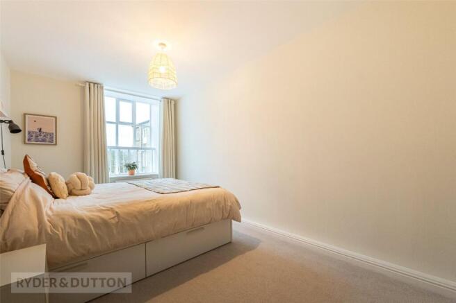 2 bed Apartment for sale Image 9