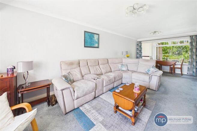 4 bed Detached for sale Image 5