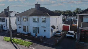 81, Parkfields Road, Bridgend CF31 4BJ