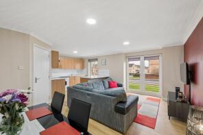 238, Oldwood Place, Eliburn, Livingston EH54 6XB
