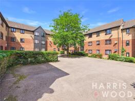 158, Copperfields, Basildon SS15 5RZ