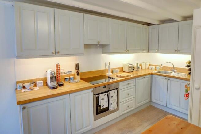 2 bed Cottage for sale Image 5